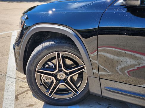 Used 2024 Mercedes-Benz GLB 250 GLB 250 image 6