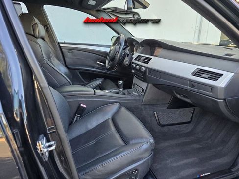 Used 2008 BMW M5 image 10