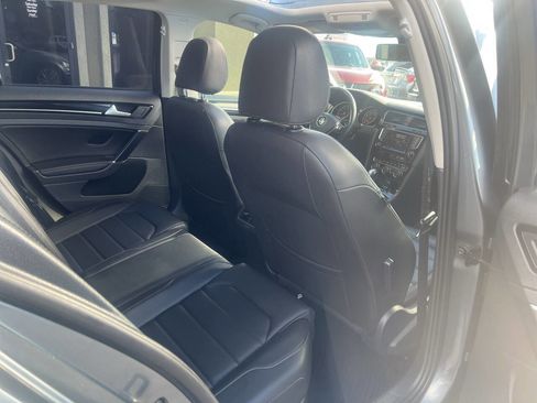 Used 2015 Volkswagen Golf SEL image 18