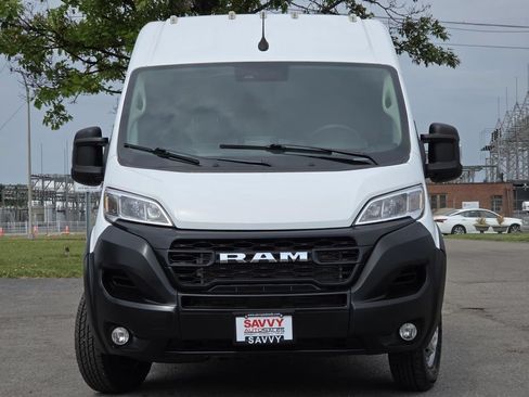 Used 2024 RAM ProMaster 2500 w/ Convenience Group FWD image 8