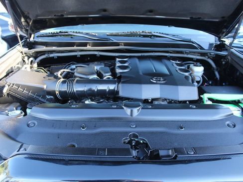 Used 2016 Toyota 4Runner Limited RWD image 36