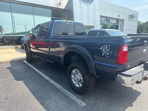 Used 2016 Ford F250 XLT w/ XLT Premium Package AWD/4WD image 6