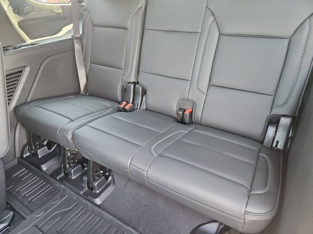 New 2026 GMC Yukon Denali w/ Sun & Power Step Package AWD/4WD image 22
