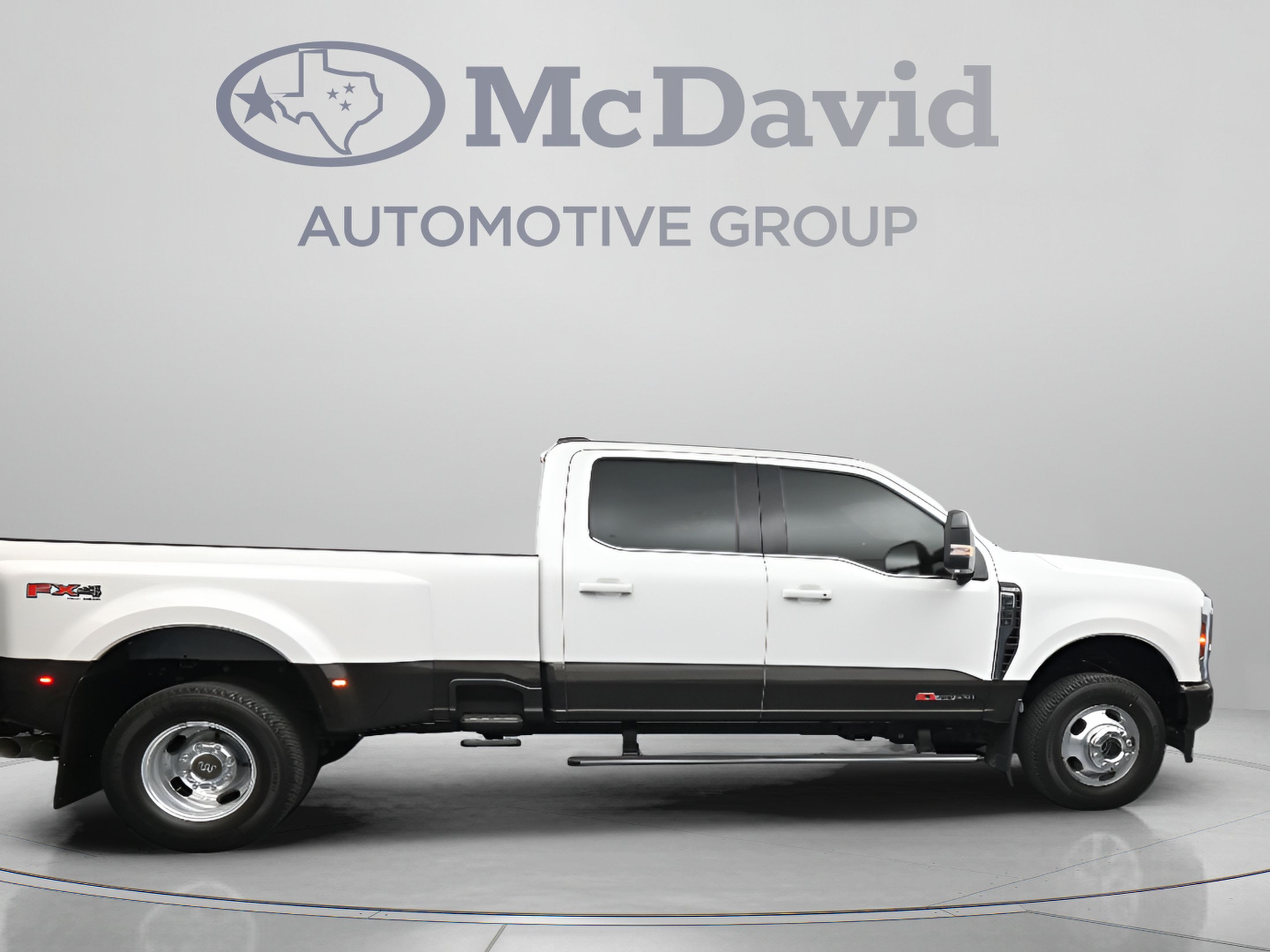 Used 2024 Ford F350 King Ranch AWD/4WD image 9