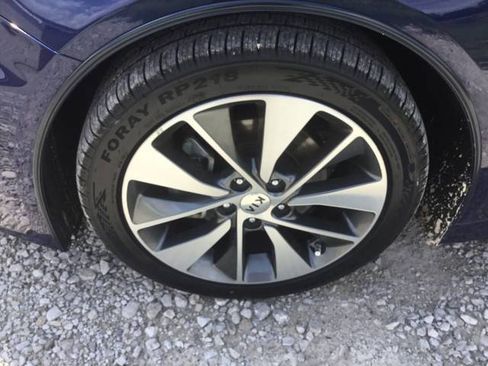 Used 2019 Kia Optima S FWD image 9