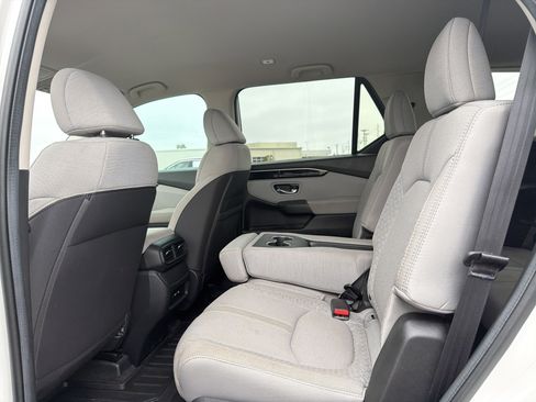Certified 2024 Honda Pilot LX image 16