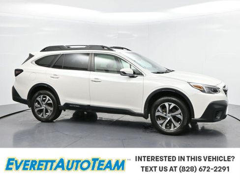 Used 2022 Subaru Outback Limited AWD/4WD image 1