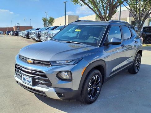 Used 2022 Chevrolet TrailBlazer LT FWD image 27