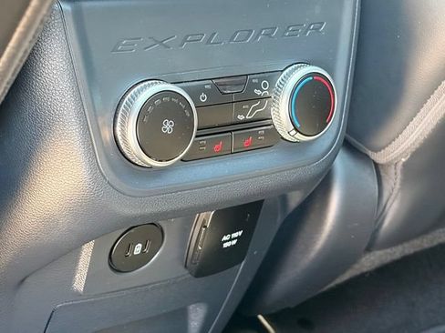 Used 2025 Ford Explorer ST AWD/4WD image 12