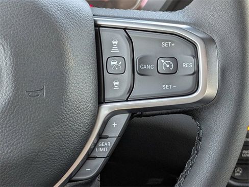 New 2026 RAM 1500 4x4 Crew Cab image 26