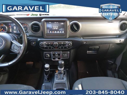 Used 2021 Jeep Gladiator Sport AWD/4WD image 3