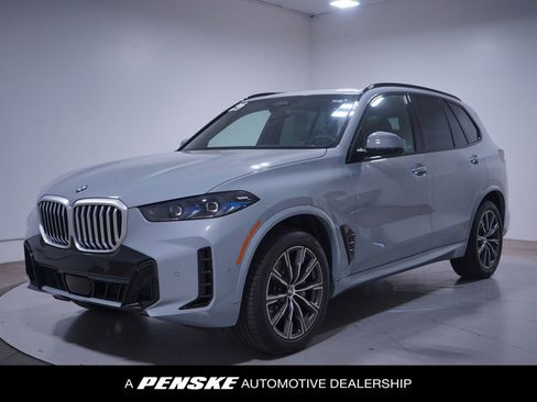 Used 2025 BMW X5 xDrive40i w/ M Sport Package image 1