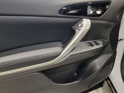New 2026 Mitsubishi Eclipse Cross SE image 9