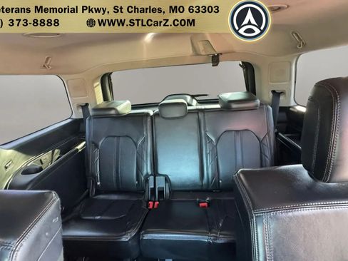 Used 2019 Ford Expedition Platinum AWD/4WD image 15