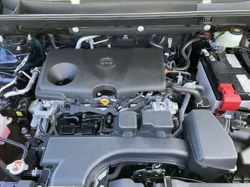 Used 2025 Toyota RAV4 XLE Premium image 11