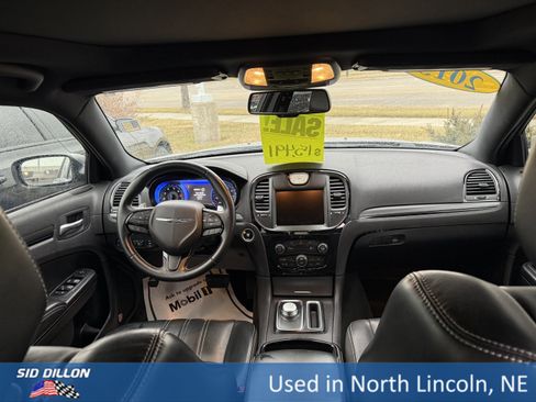 Used 2015 Chrysler 300 S w/ 300S Premium Group image 23