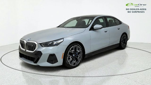 Used 2026 BMW i5 eDrive40 RWD image 3