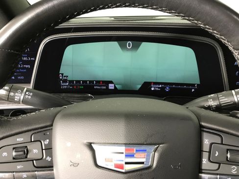 Used 2021 Cadillac Escalade Premium Luxury image 47