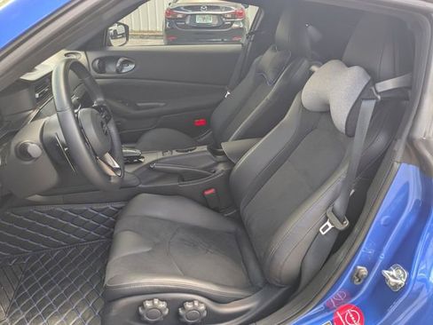 Used 2025 Nissan Z Performance w/ Floor Mat Package RWD image 12