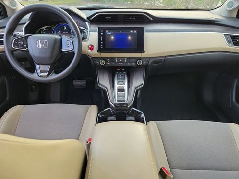 Used 2018 Honda Clarity Plug-In Hybrid image 12
