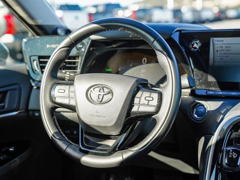 Certified 2022 Toyota Mirai XLE image 16