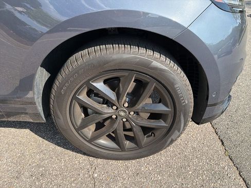 Used 2025 Land Rover Range Rover Velar Dynamic SE AWD/4WD image 25