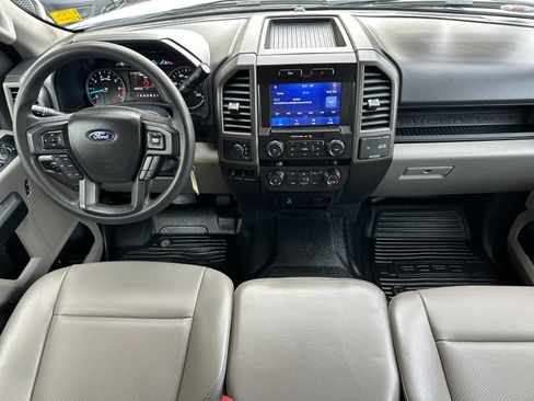 Used 2022 Ford F250 XL w/ Power Equipment Group image 13