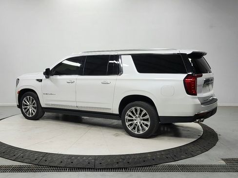 Used 2021 GMC Yukon XL Denali RWD image 5