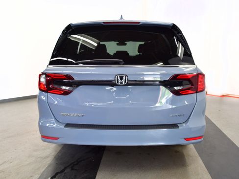 Used 2024 Honda Odyssey Sport image 6