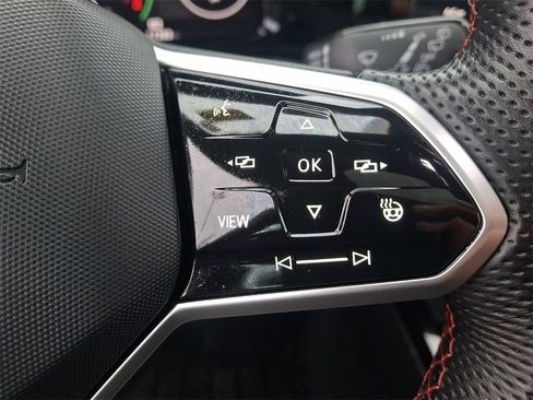 Used 2024 Volkswagen GTI SE image 24