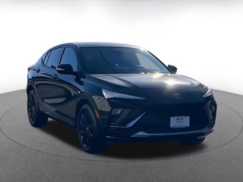 Used 2025 Buick Envista Sport Touring image 3