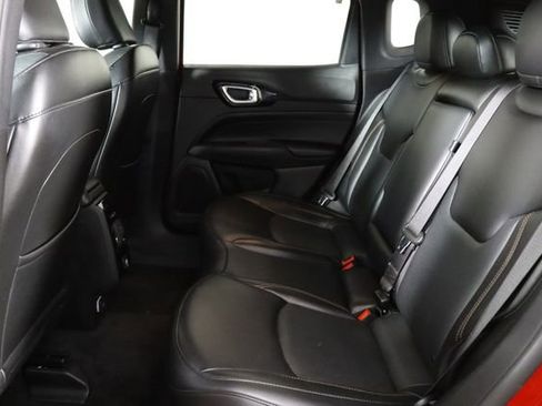 Used 2023 Jeep Compass Limited image 16