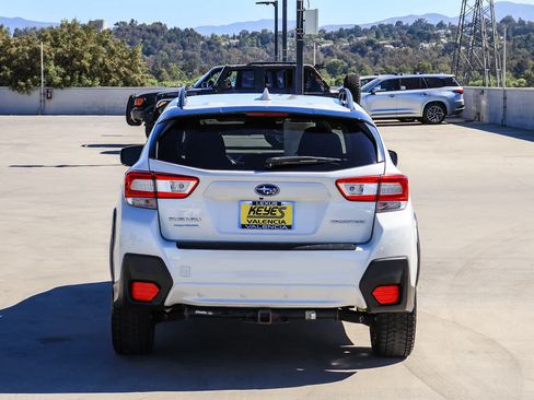 Used 2019 Subaru Crosstrek 2.0i Premium AWD/4WD image 2