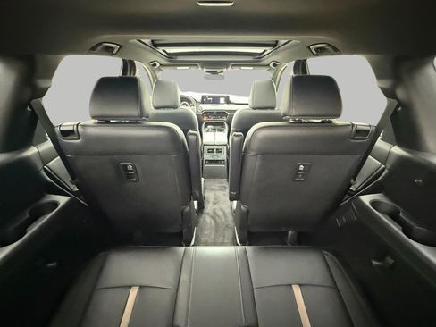 Used 2025 MAZDA CX-90 3.3 Turbo w/ Premium Plus Pkg image 29