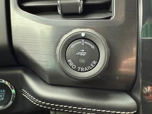 New 2025 Ford F150 Lightning Platinum AWD/4WD image 60