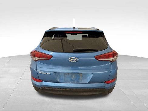 Used 2016 Hyundai Tucson SE w/ Option Group 02 FWD image 10