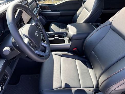 New 2026 Ford F250 Lariat w/ Lariat Premium Package AWD/4WD image 18