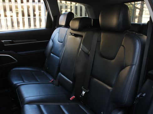 Used 2020 Kia Telluride LX image 20