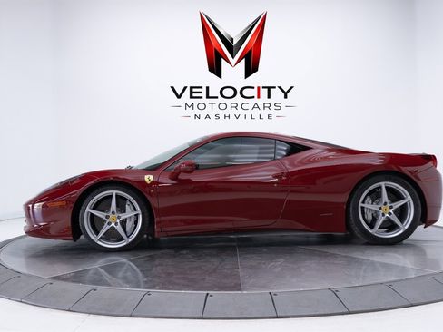 Used 2011 Ferrari 458 Italia Coupe RWD image 9