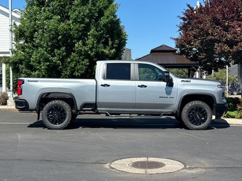 New 2026 Chevrolet Silverado 2500 LT w/ Trail Boss Package AWD/4WD image 3