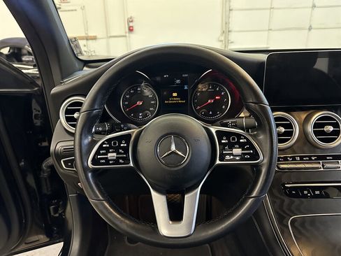 Used 2021 Mercedes-Benz GLC 300 4MATIC image 15