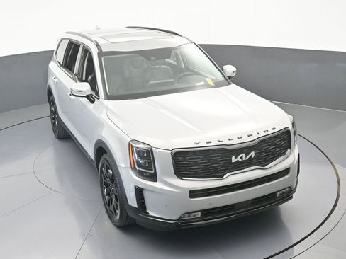 Used 2022 Kia Telluride SX w/ SX Prestige Package image 63