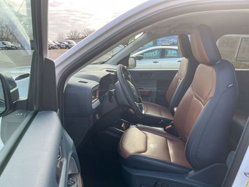 Used 2024 Ford Maverick Lariat image 16