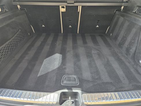 Used 2022 Mercedes-Benz GLE 350 w/ AMG Line Exterior image 29