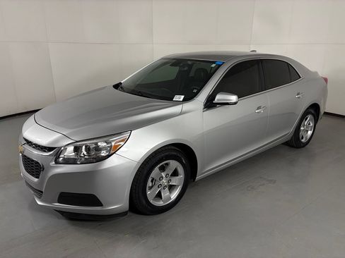 Certified 2015 Chevrolet Malibu LT FWD image 5