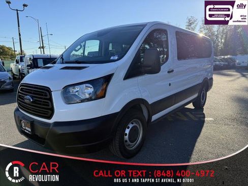 Used 2019 Ford Transit 150 XL image 3