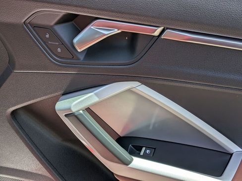Used 2022 Audi Q3 2.0T Premium AWD/4WD image 19