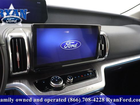 New 2025 Ford Expedition Max Platinum w/ Platinum Ultimate Package image 26