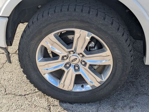 Used 2020 Ford F150 Platinum w/ Equipment Group 701A Luxury image 13