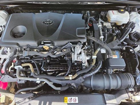 Used 2019 Toyota Camry XLE FWD image 21